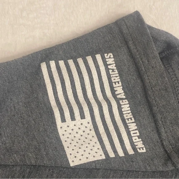 Smith & Wesson V-Neck T-Shirt - Picture 4 of 7